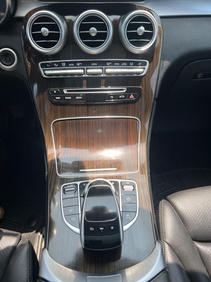 2019 Mercedes-Benz GLC-Class GLC300 4MATIC - Photo #20