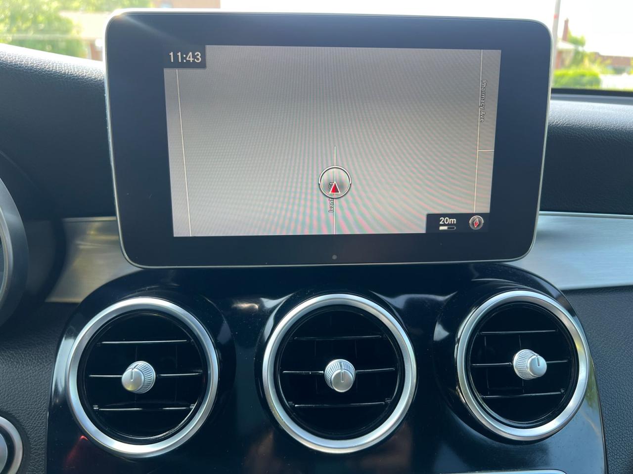 2017 Mercedes-Benz GLC-Class GLC300 4MATIC - Photo #18