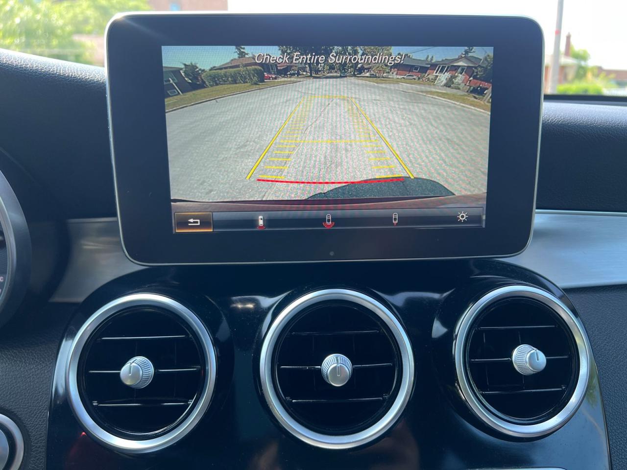 2017 Mercedes-Benz GLC-Class GLC300 4MATIC - Photo #17