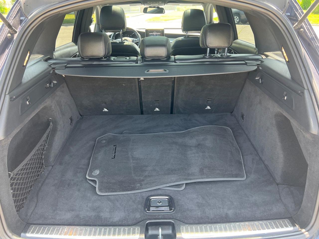 2019 Mercedes-Benz GLC-Class GLC300 4MATIC - Photo #9