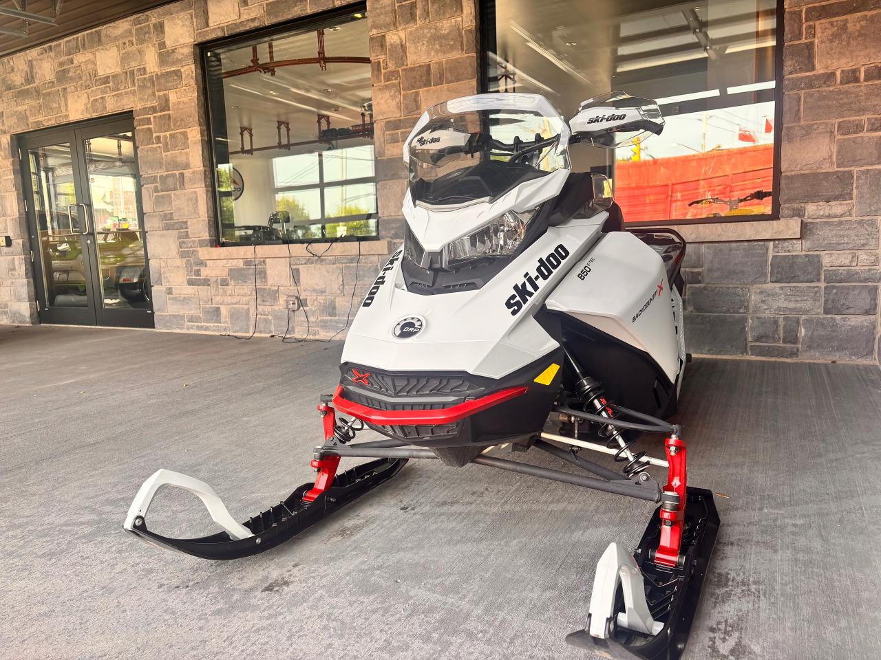 2023 Ski-Doo XRX 800 E-TEC BACKCOUNTRY X, Low KM'S