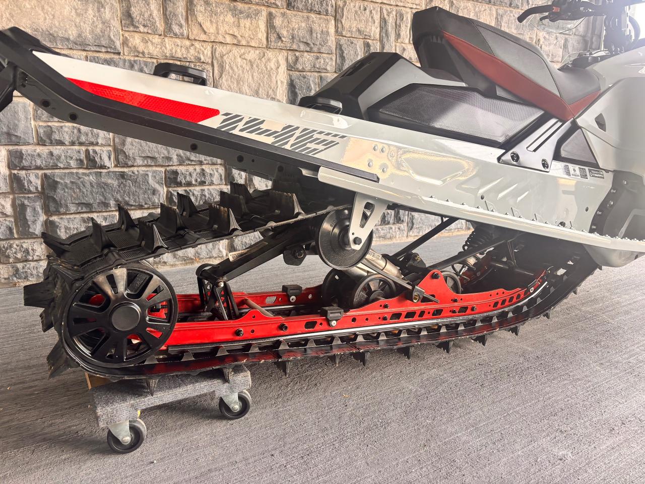 2023 Ski-Doo XRX 800 E-TEC BACKCOUNTRY X, Low KM'S