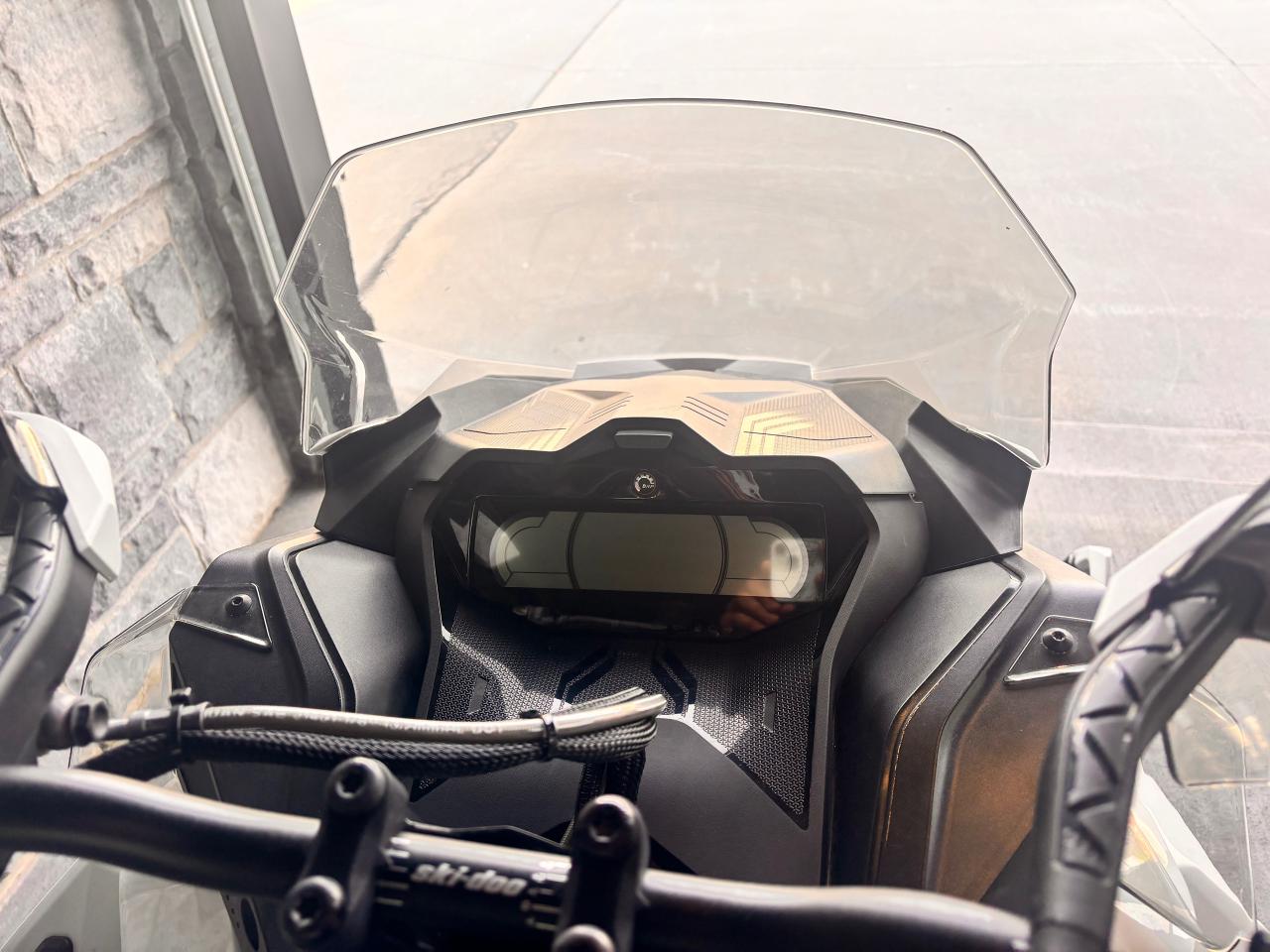 2023 Ski-Doo XRX 800 E-TEC BACKCOUNTRY X, Low KM'S