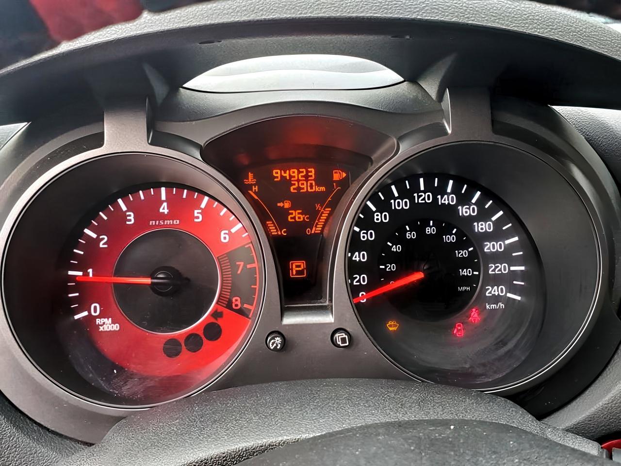 2017 Nissan Juke NISMO-AWD-NAVIGATION-REAR CAMERA-BLUETOOTH - Photo #11