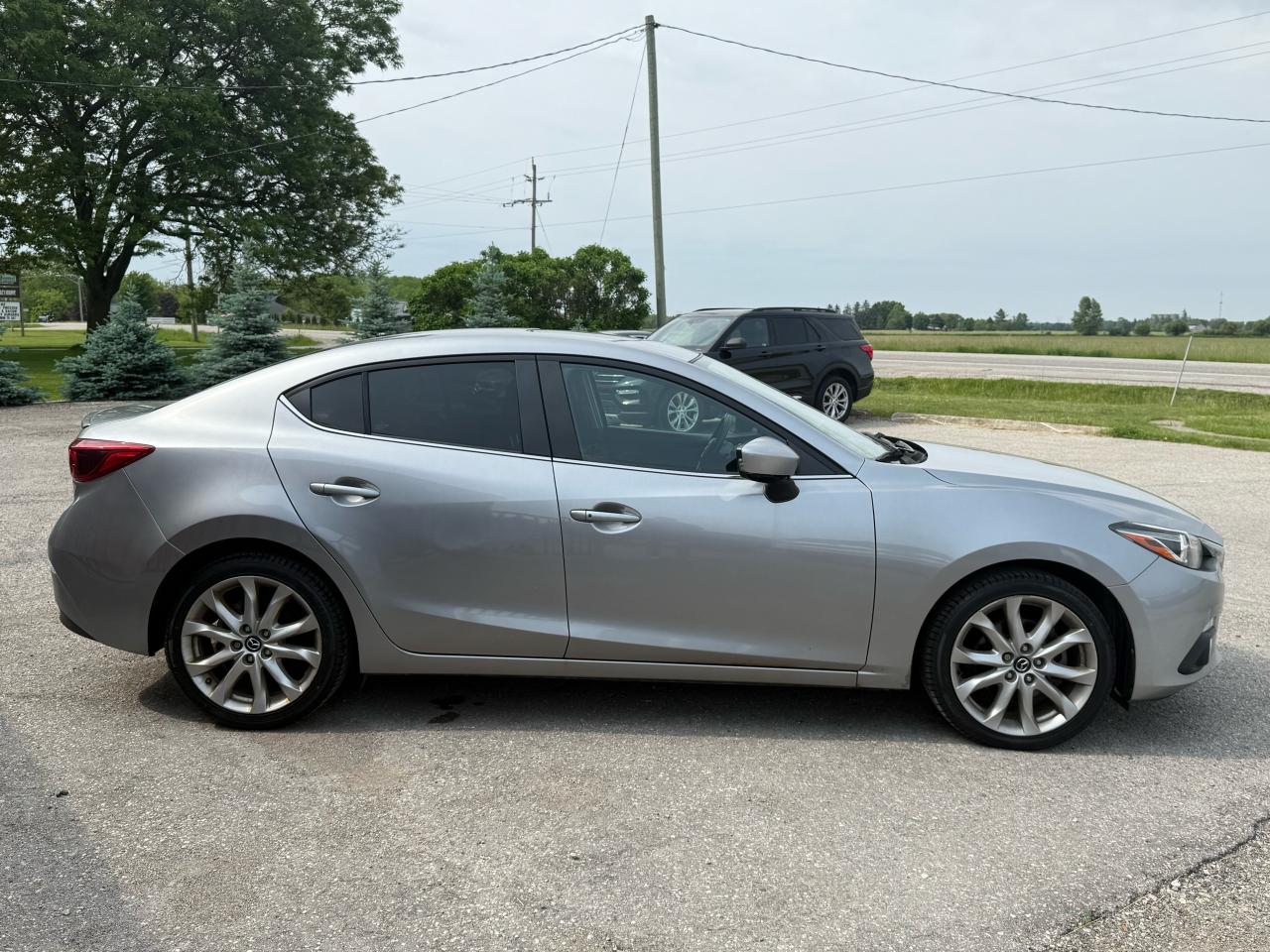 2015 Mazda MAZDA3 GT | Navigation | Backup Camera | Sunroof - Photo #6