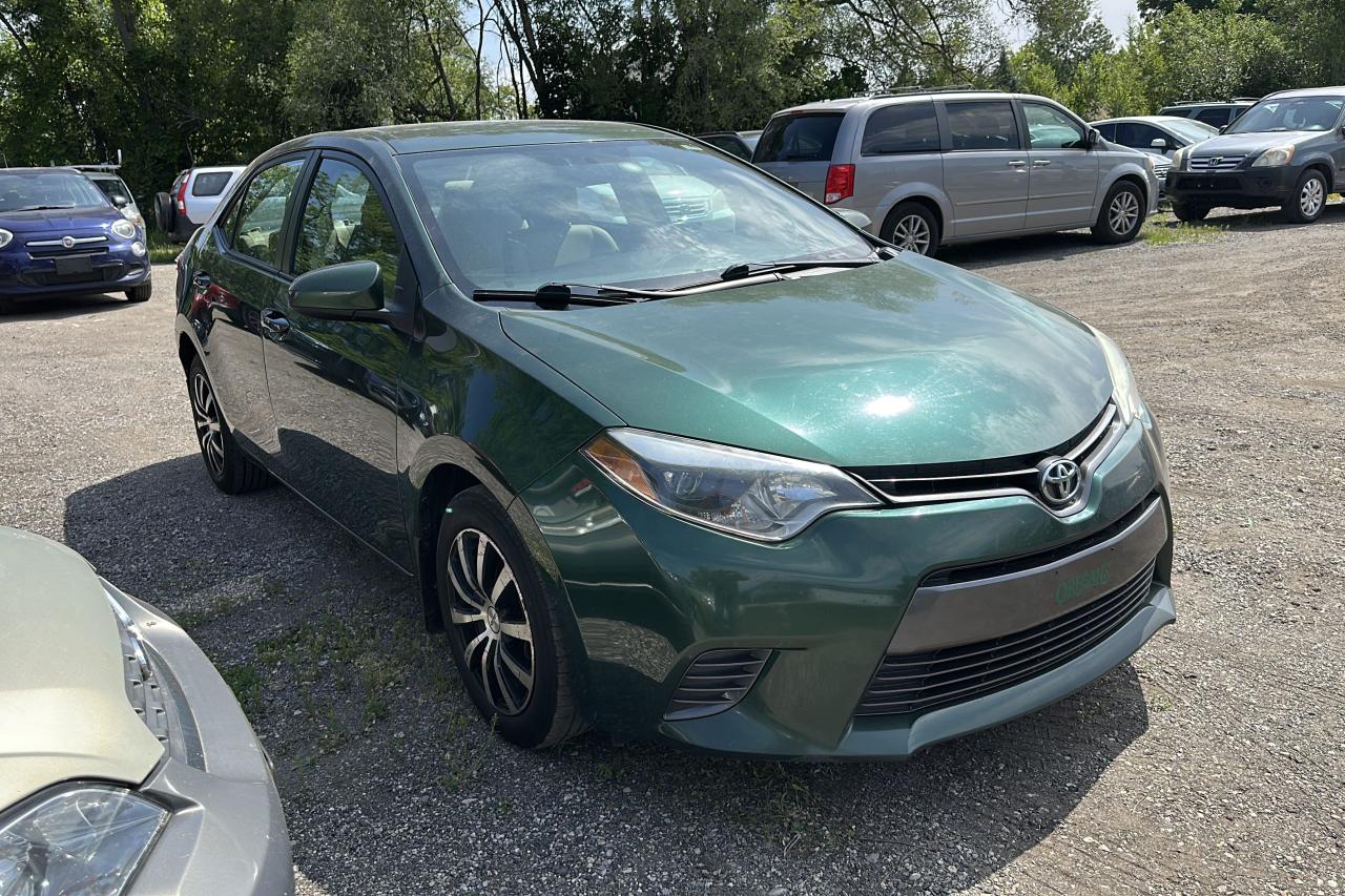 2016 Toyota Corolla LE - Photo #6