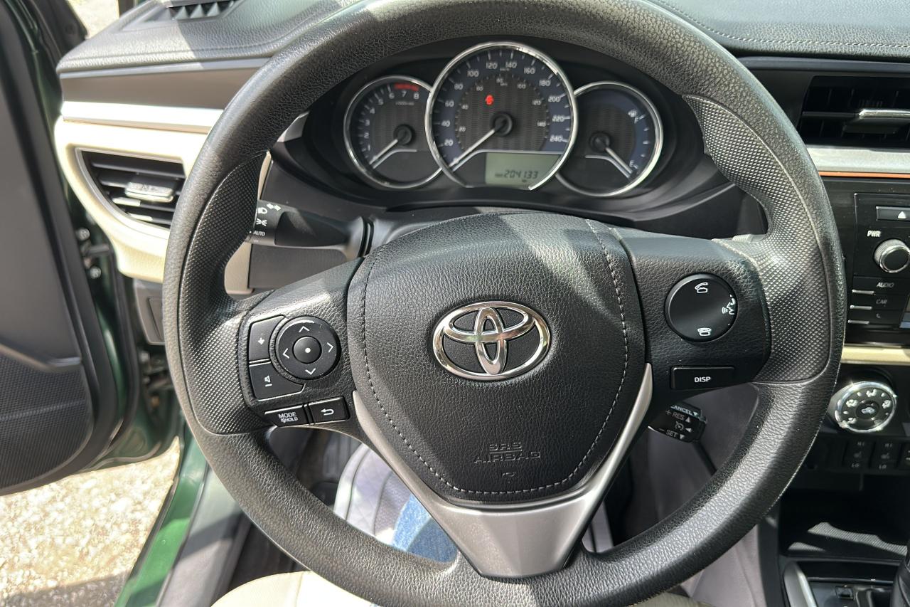 2016 Toyota Corolla LE - Photo #13