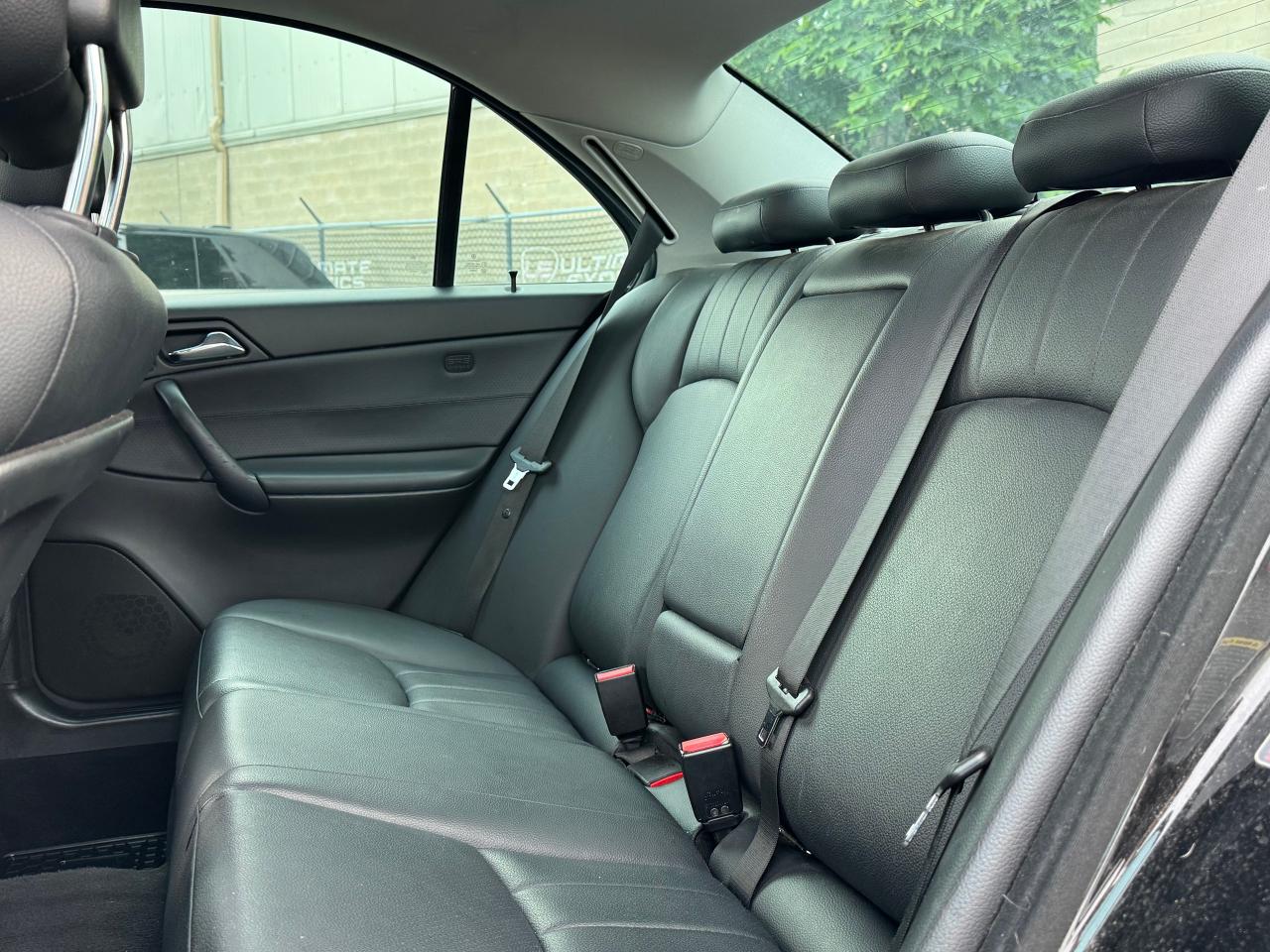 2005 Mercedes-Benz C-Class C240 **CLEAN CARFAX** - Photo #28