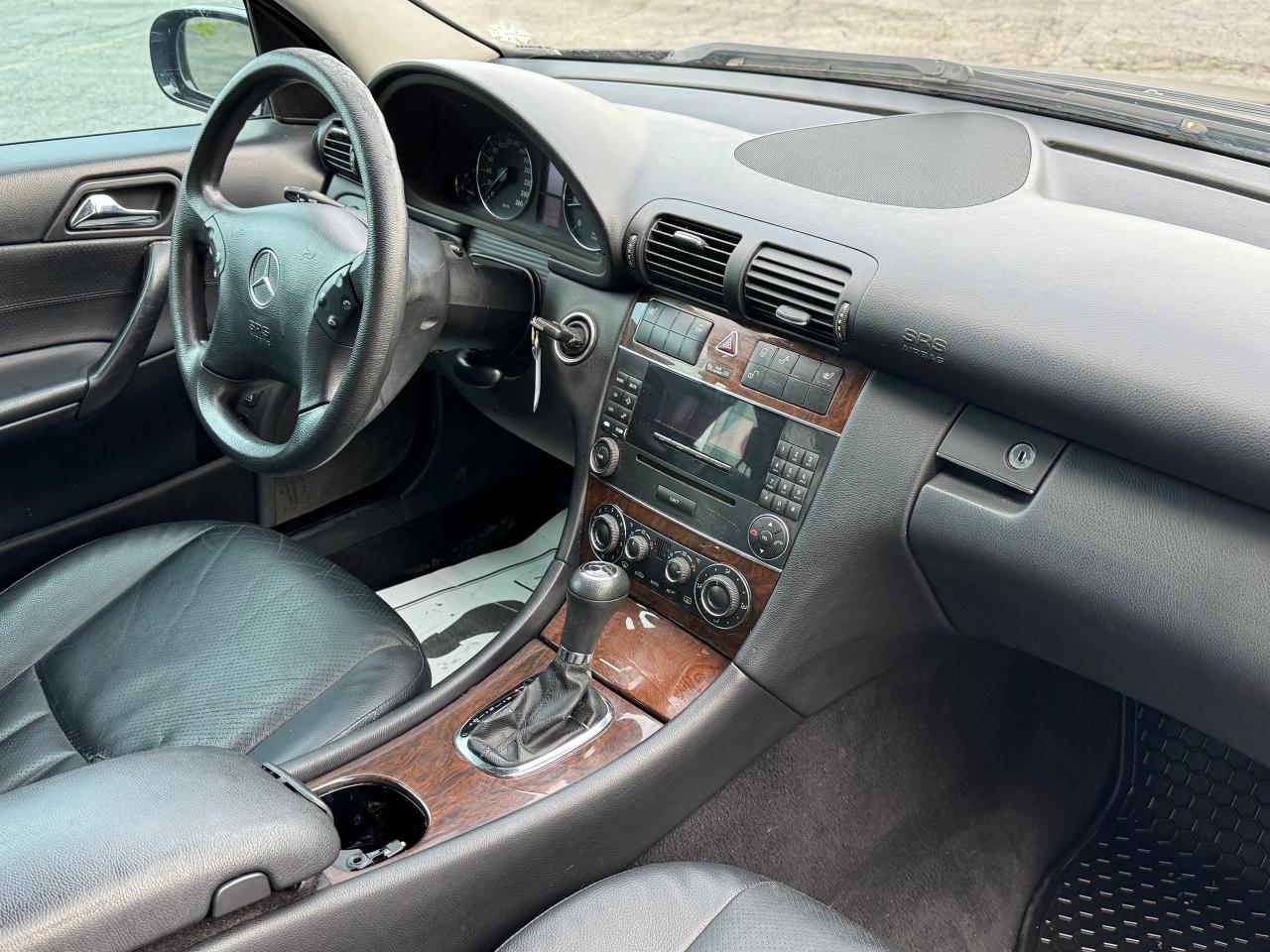 2005 Mercedes-Benz C-Class C240 **CLEAN CARFAX** - Photo #30