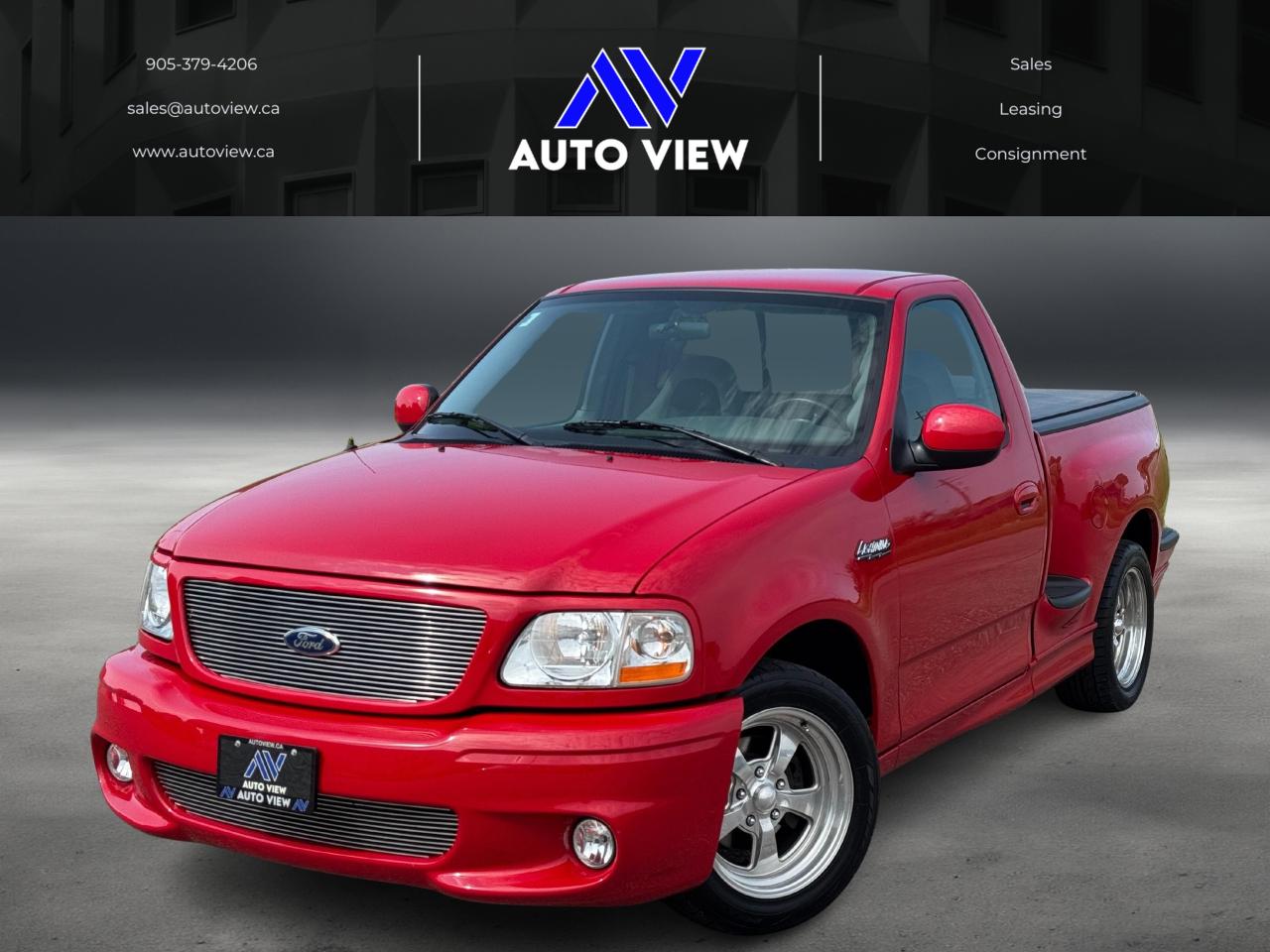 Used 2004 Ford F-150 Lightning **LIKE NEW CONDITION** for sale in Stoney Creek, ON