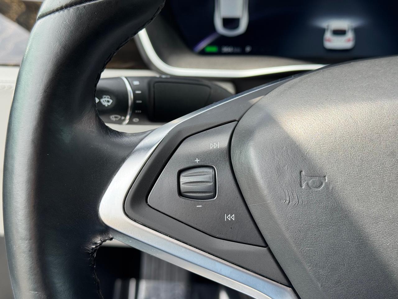 2016 Tesla Model S 70D **FREE UNLIMITED SUPERCHARGING** - Photo #19