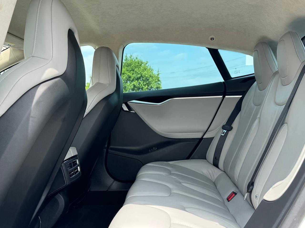 2016 Tesla Model S 70D **FREE UNLIMITED SUPERCHARGING** - Photo #26