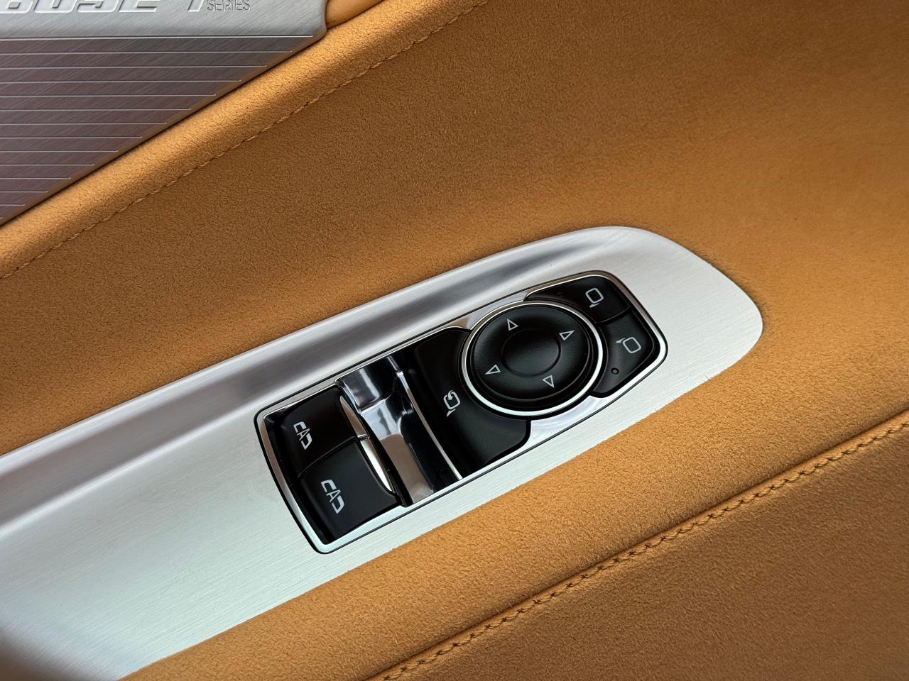 2020 Chevrolet Corvette 3LT Z51 **ONLY 1,502 KM'S** - Photo #35