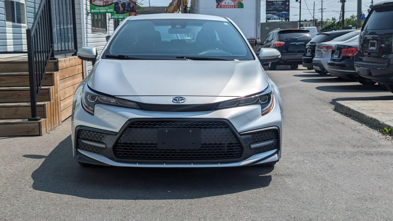 2022 Toyota Corolla SE - Photo #2