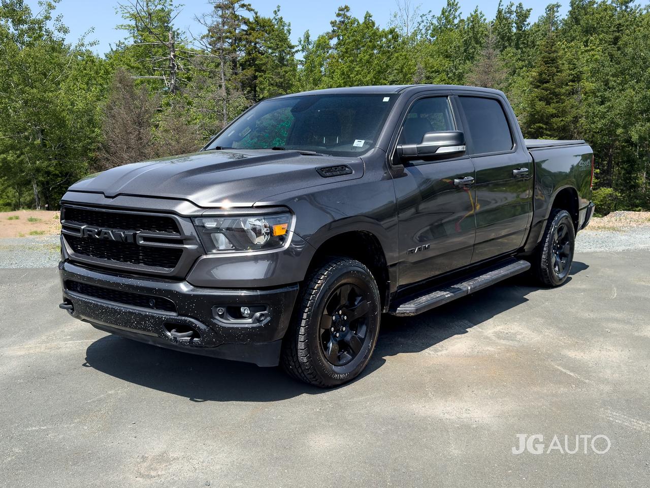 2022 RAM 1500 Big Horn 4x4 Crew Cab 5'7" Box