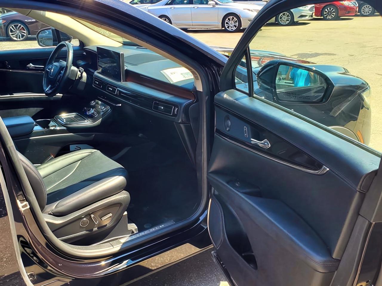 2021 Lincoln Nautilus RESERVE-NAVIGATION-SUNROOF-LEATHER-REMOTE START - Photo #10