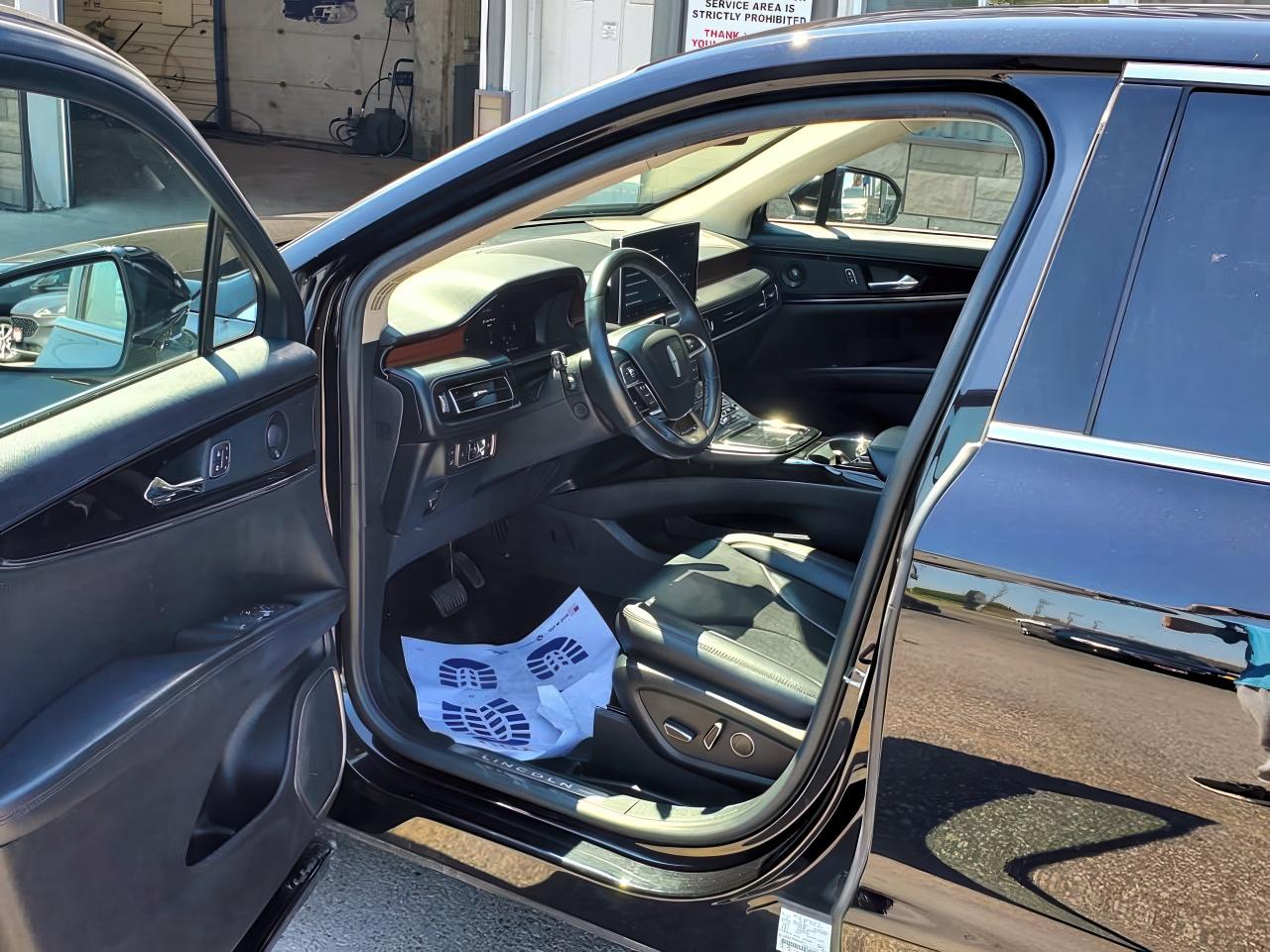 2021 Lincoln Nautilus RESERVE-NAVIGATION-SUNROOF-LEATHER-REMOTE START - Photo #9