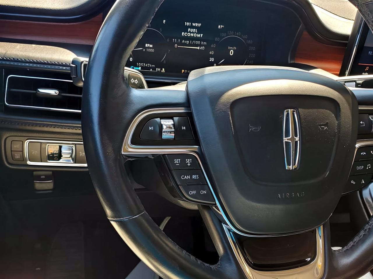 2021 Lincoln Nautilus RESERVE-NAVIGATION-SUNROOF-LEATHER-REMOTE START - Photo #13