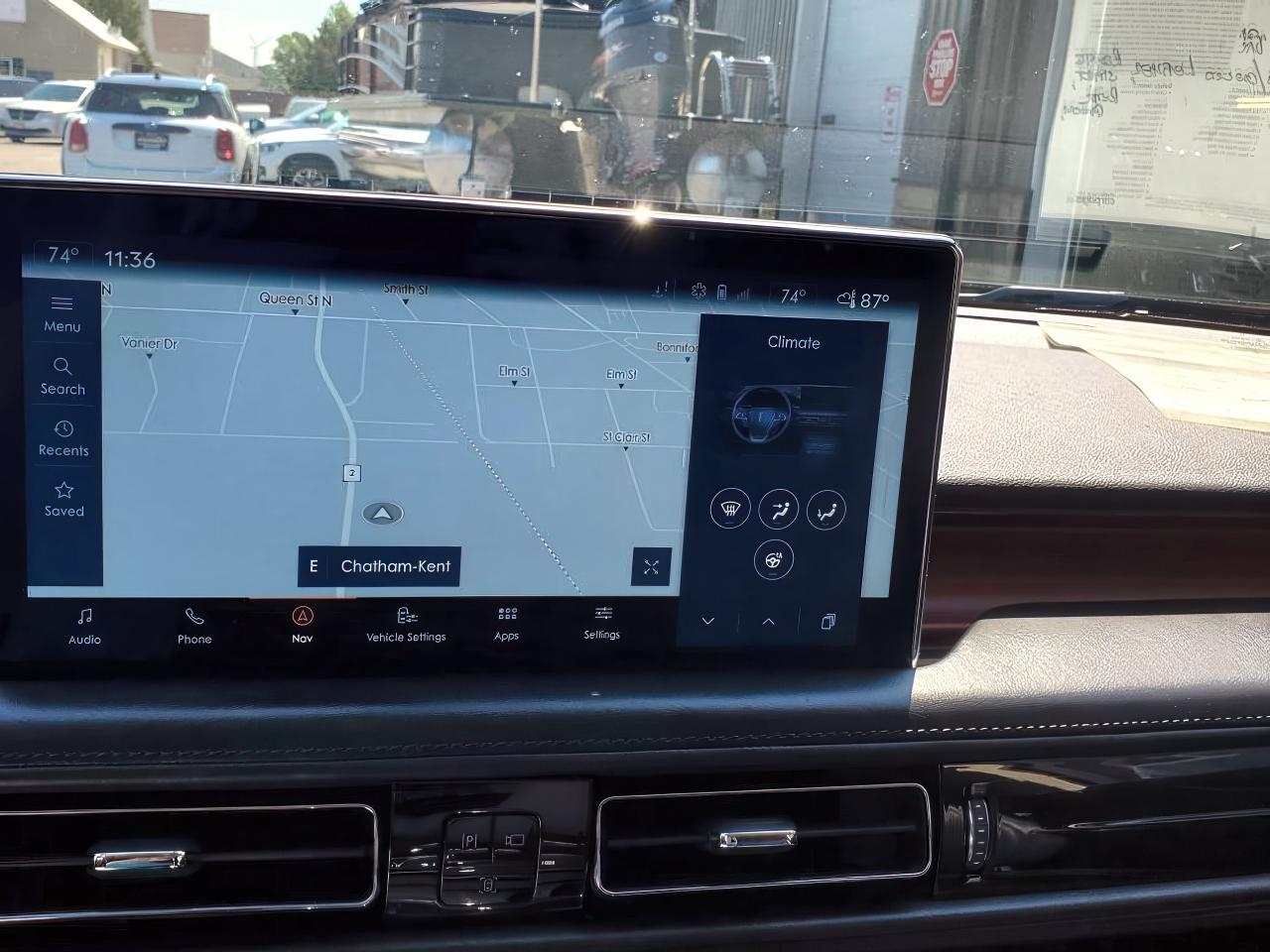 2021 Lincoln Nautilus RESERVE-NAVIGATION-SUNROOF-LEATHER-REMOTE START - Photo #17