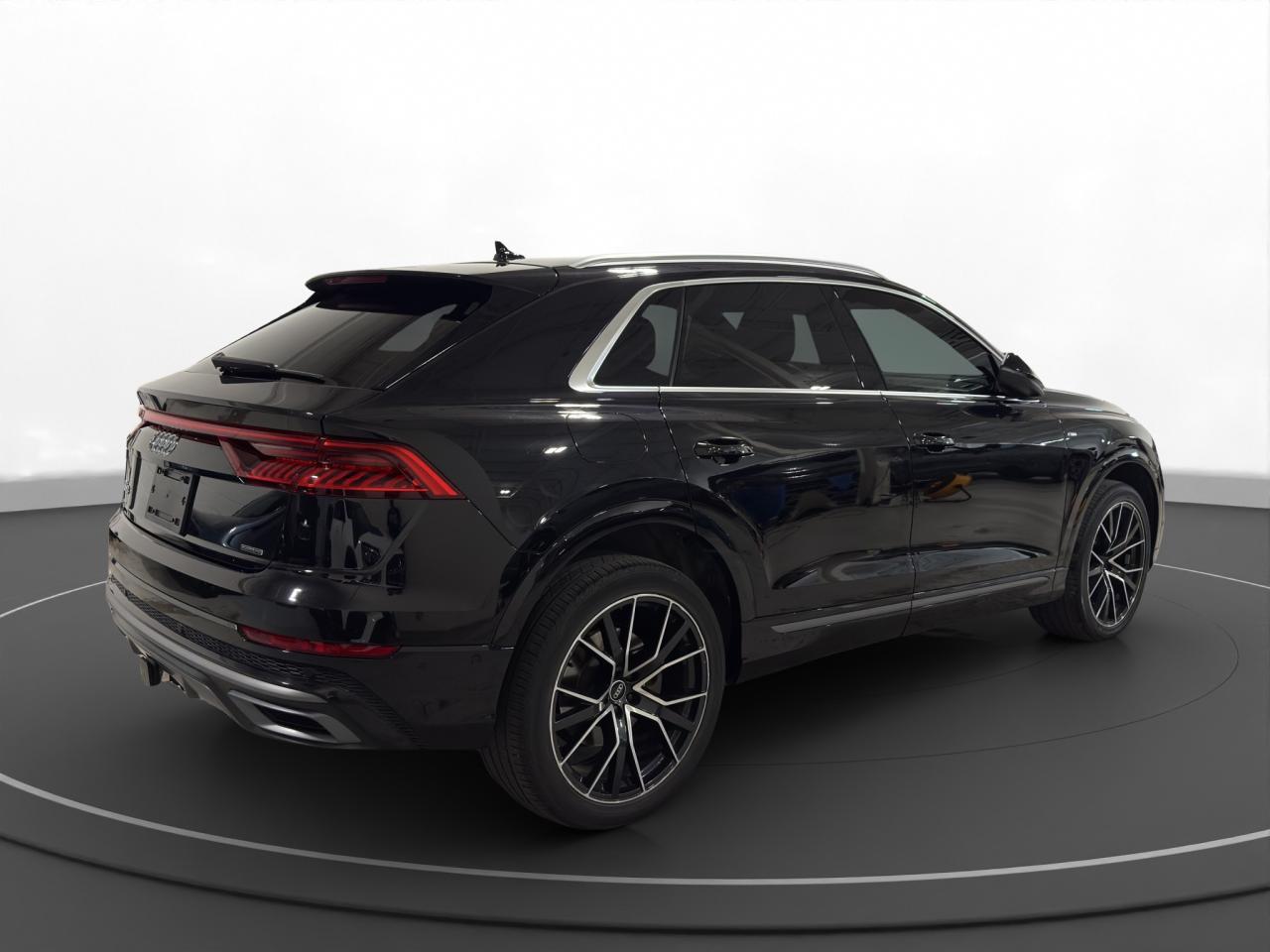 2021 Audi Q8 TECHNIK | SLINE - Photo #8