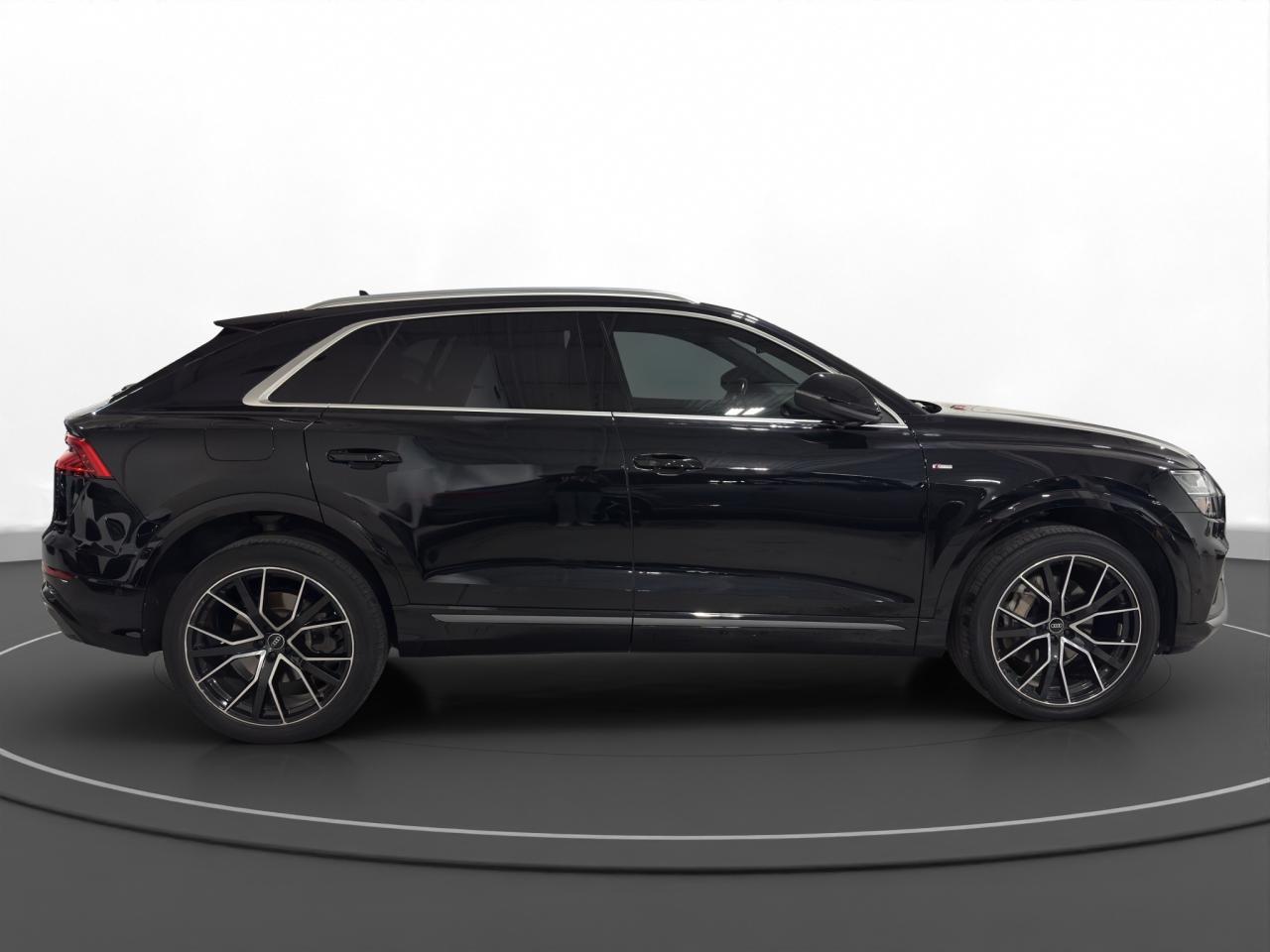 2021 Audi Q8 TECHNIK | SLINE - Photo #4