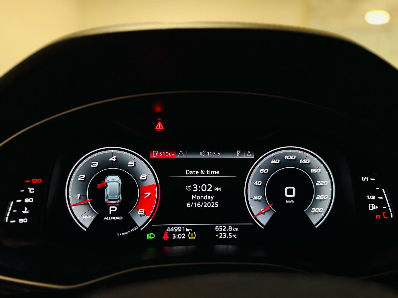 2021 Audi Q8 TECHNIK | SLINE - Photo #12