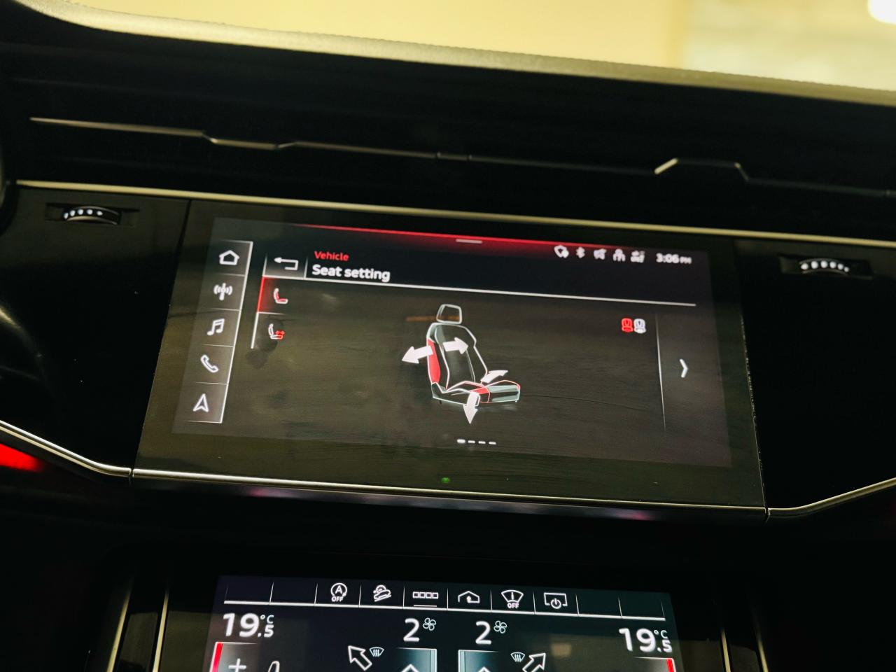 2021 Audi Q8 TECHNIK | SLINE - Photo #20