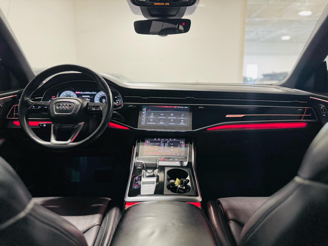 2021 Audi Q8 TECHNIK | SLINE - Photo #25