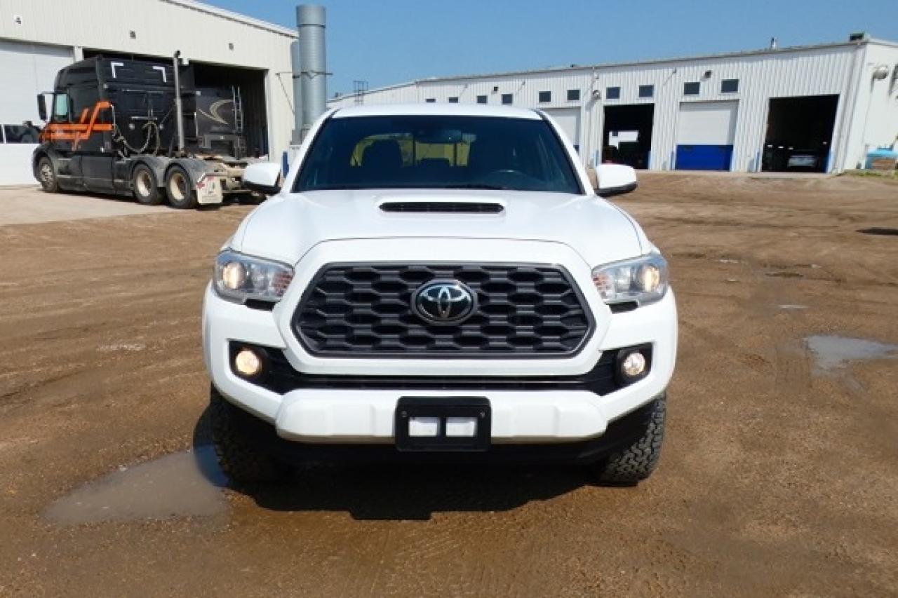 2021 Toyota Tacoma TRD SPORT 4x4 Double Cab Auto w/Htd cloth, NAV,BUC - Photo #3