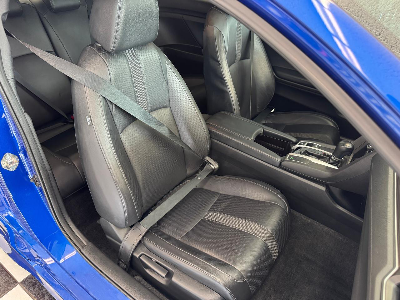 2019 Honda Civic Touring+New Tires+Brakes+Roof+LKA+CLEAN CARFAX Photo24