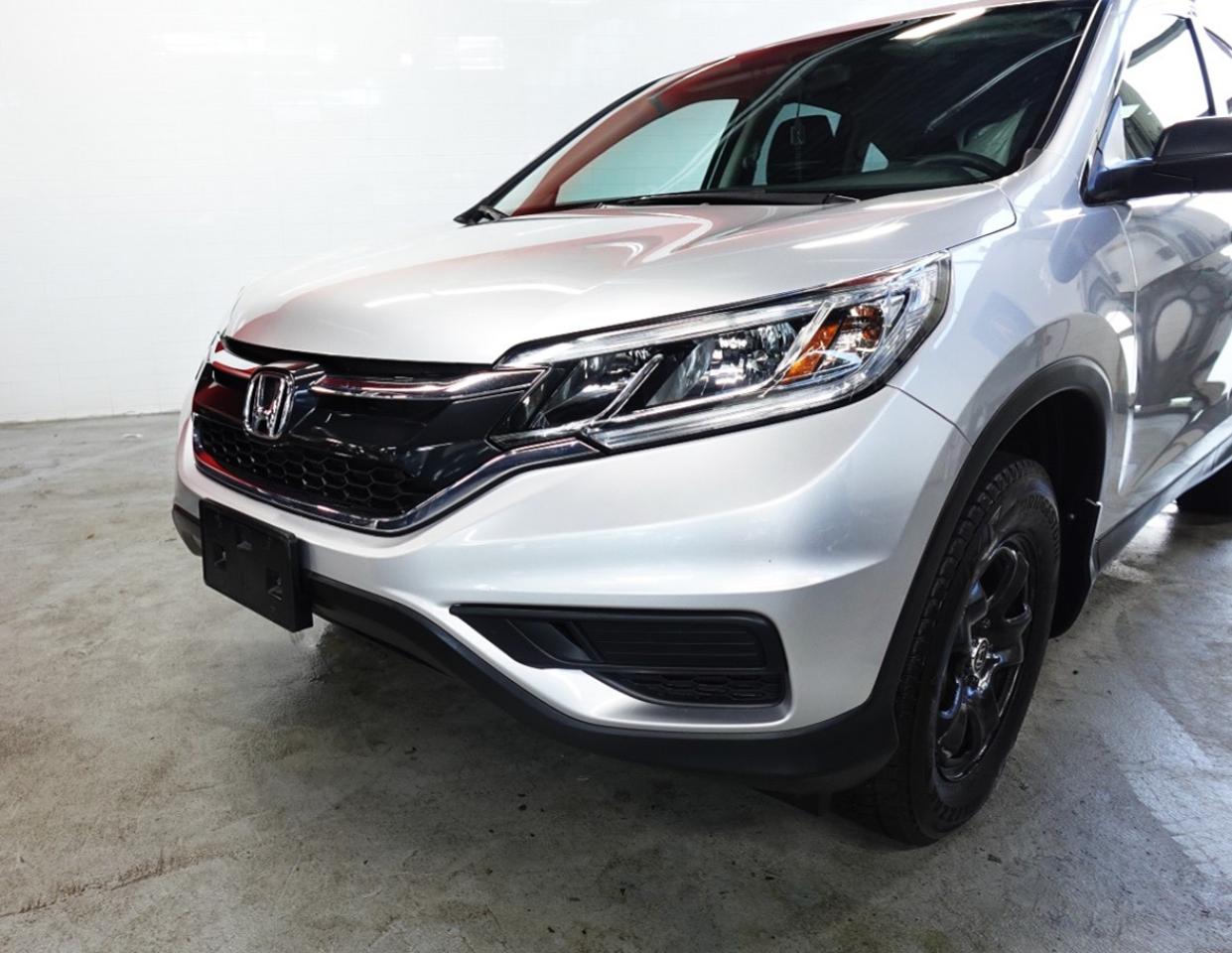 2015 Honda CR-V LX MODEL,DEALER MAINTAIN,NO ACCIDENT ONE OWNER - Photo #12
