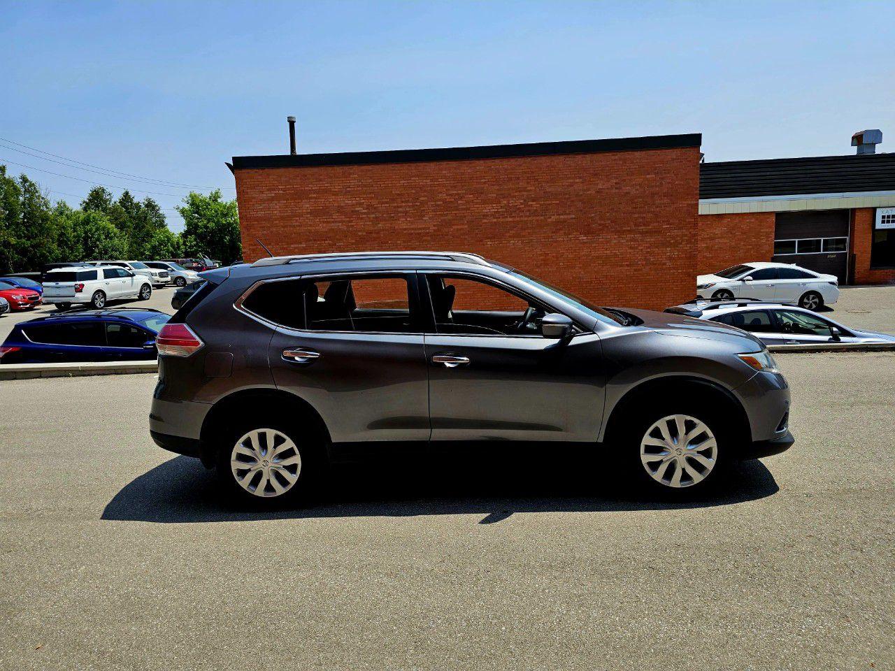 2015 Nissan Rogue AWD 4dr S - Photo #4