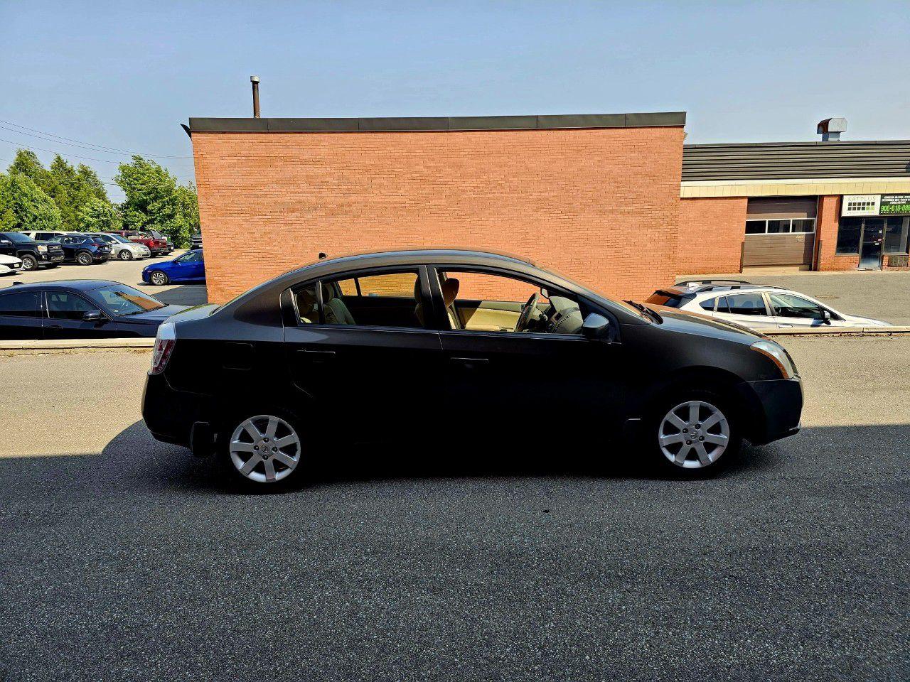 2009 Nissan Sentra 4dr Sdn I4 CVT 2.0 S *Ltd Avail* - Photo #4