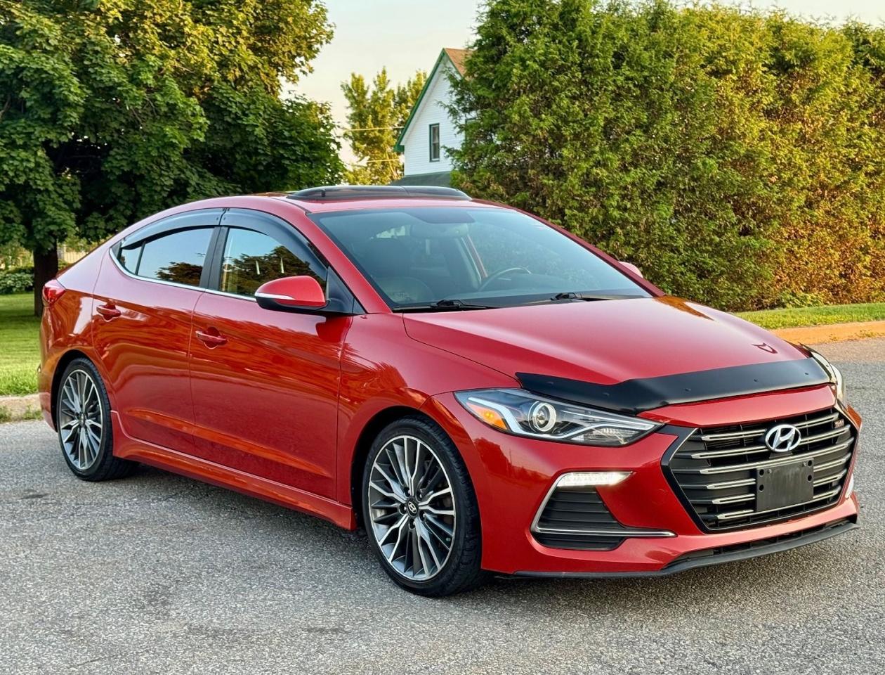 2018 Hyundai Elantra Sport tech - Photo #2