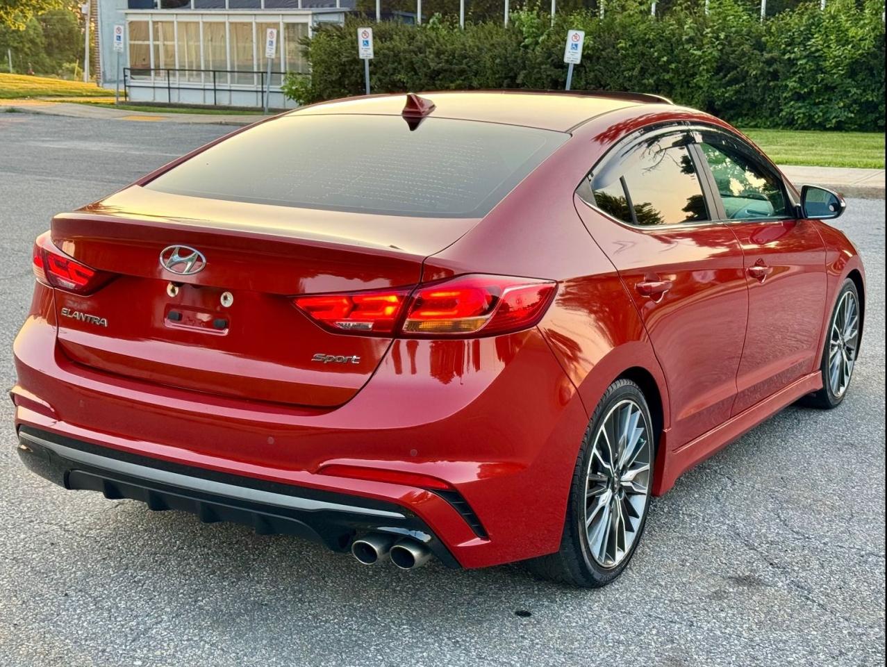 2018 Hyundai Elantra Sport tech - Photo #7
