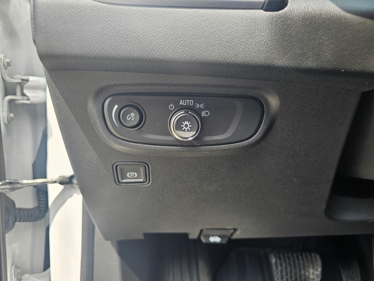 2021 GMC Terrain SLE AWD, 4cyl. turbo - Photo #12