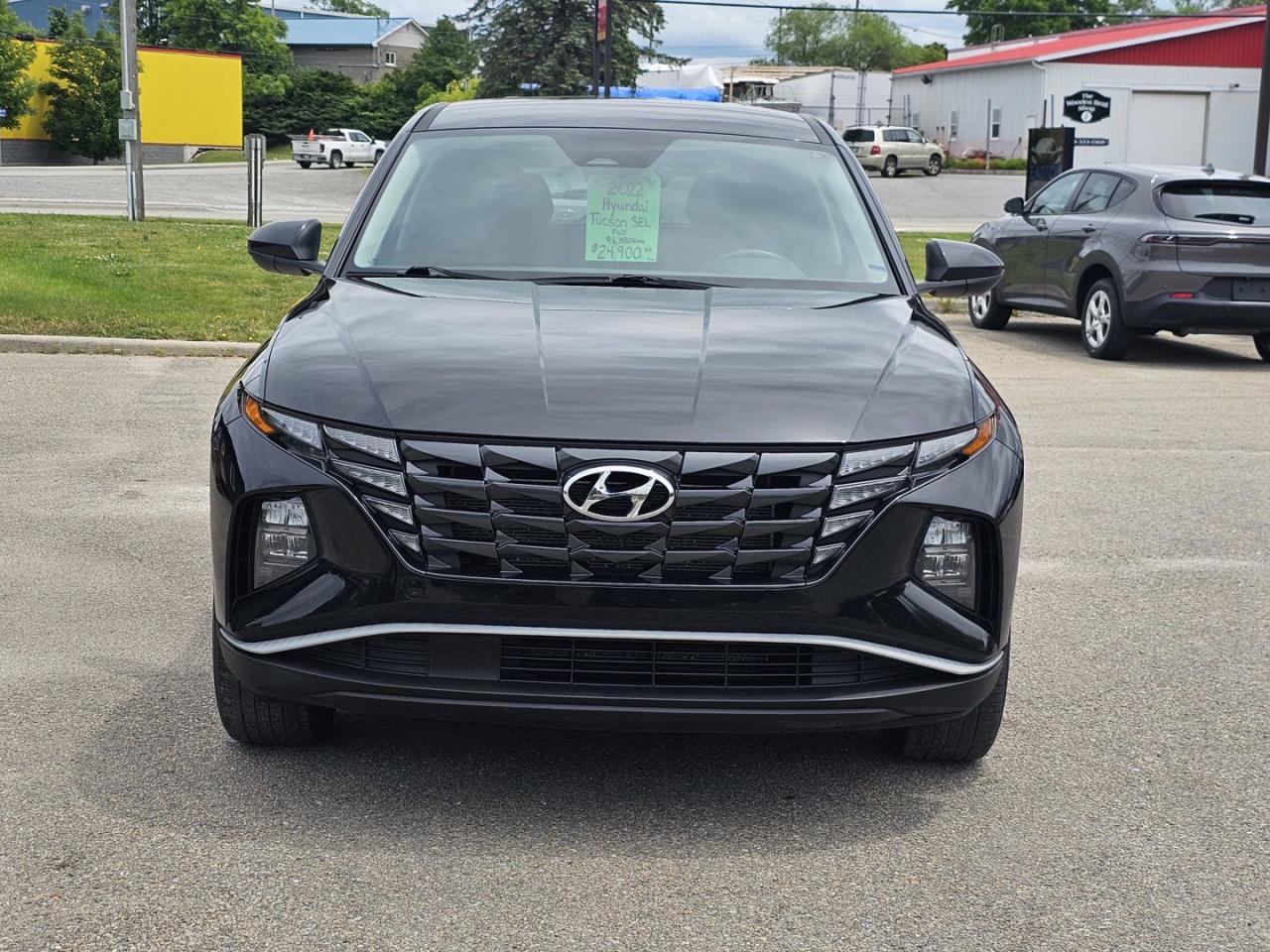 2022 Hyundai Tucson SEL - Photo #2