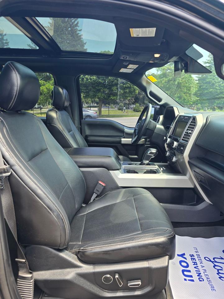 2015 Ford F-150 LARIAT FX4 - Photo #6