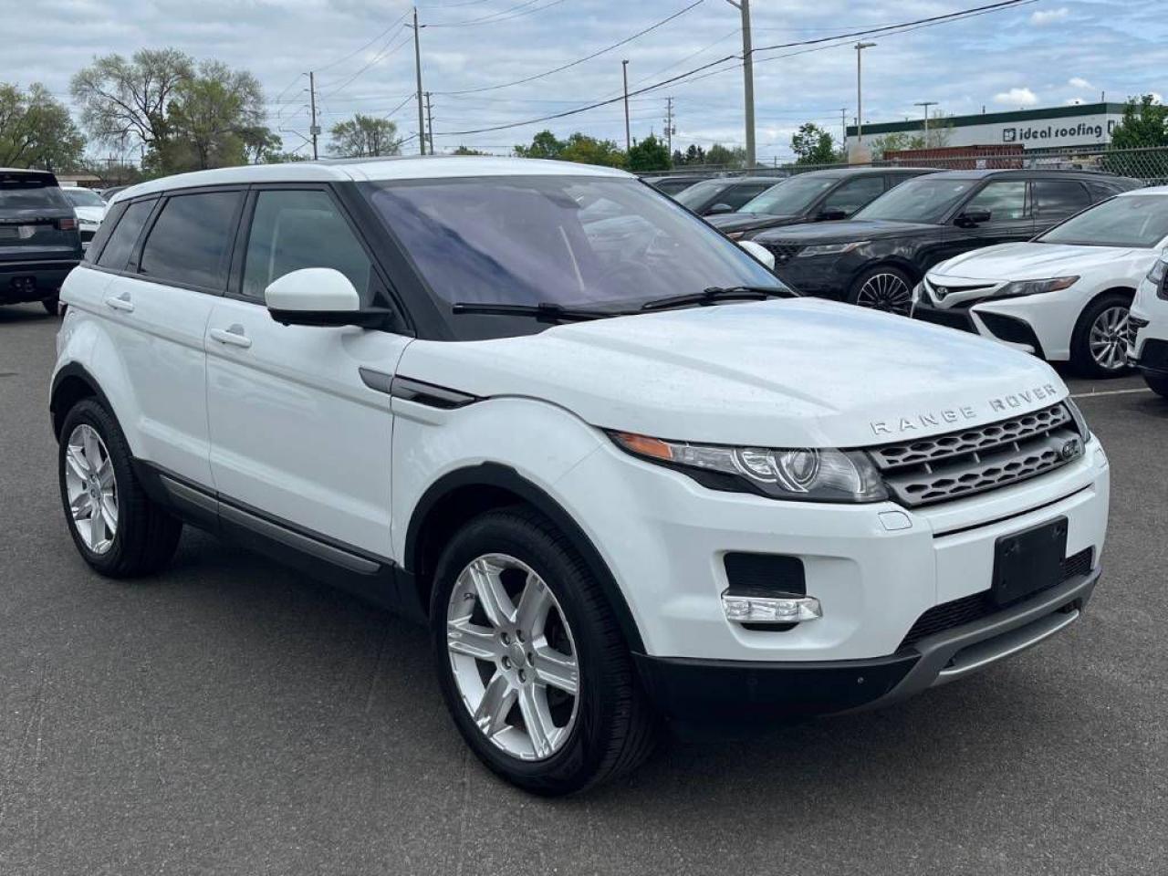 Used 2015 Land Rover Evoque Pure Plus 5-Door for sale in Ottawa, ON