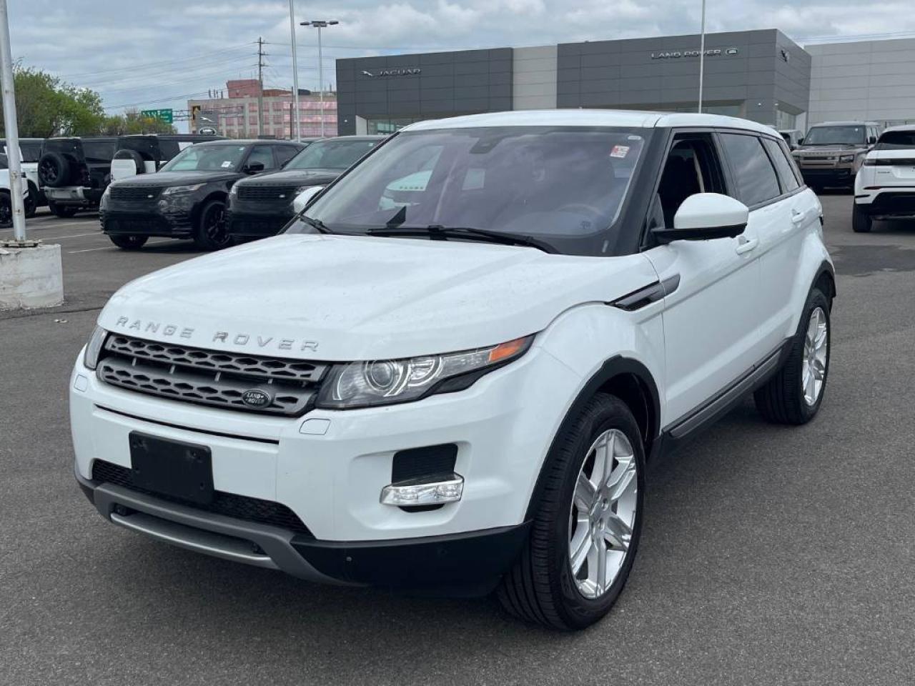 2015 Land Rover Evoque Pure Plus 5-Door - Photo #6
