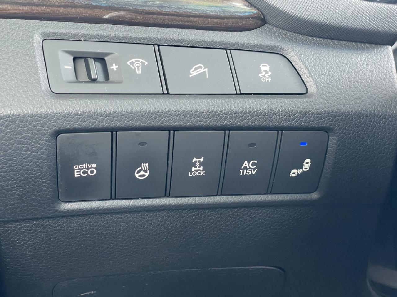 2015 Hyundai Santa Fe XL Limited - Photo #19