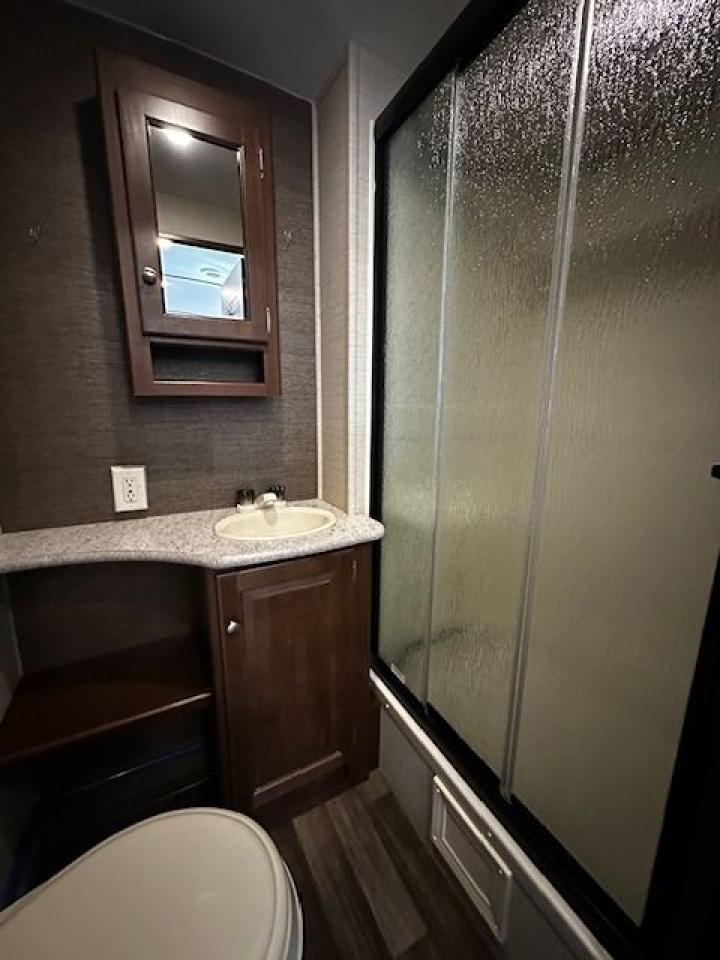 2017 Keystone RV Bullet Premier 26RBPR 