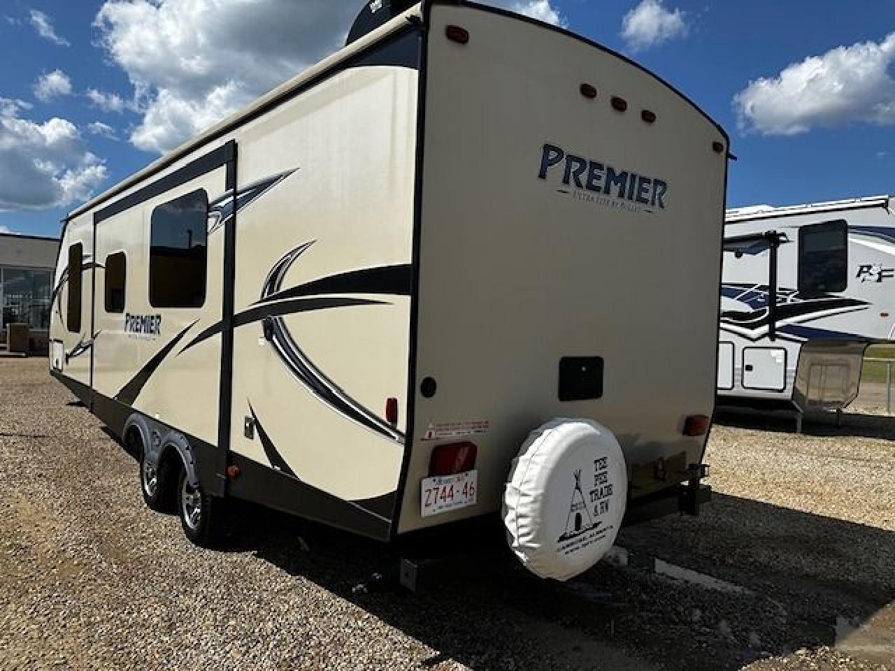 2017 Keystone RV Bullet Premier 26RBPR 