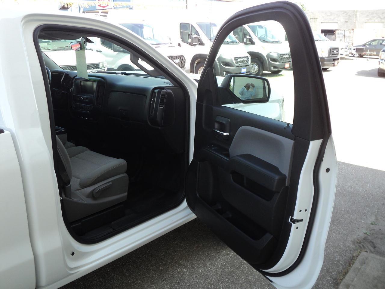 2018 Chevrolet Silverado 1500 LS  RegCab 4WD  4.3L6cylGas 8ftBox BackUpCam - Photo #12