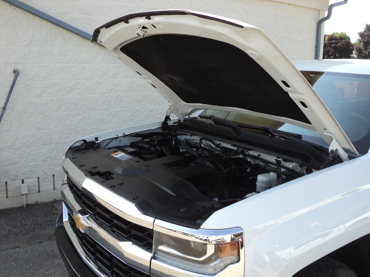 2018 Chevrolet Silverado 1500 LS  RegCab 4WD  4.3L6cylGas 8ftBox BackUpCam - Photo #30