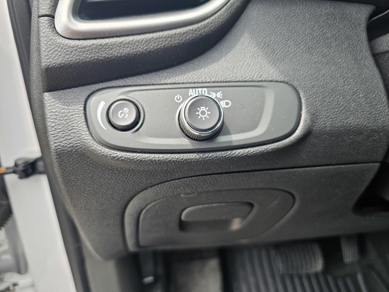 2019 Chevrolet Trax LS FWD , Set of Snow Tires - Photo #12