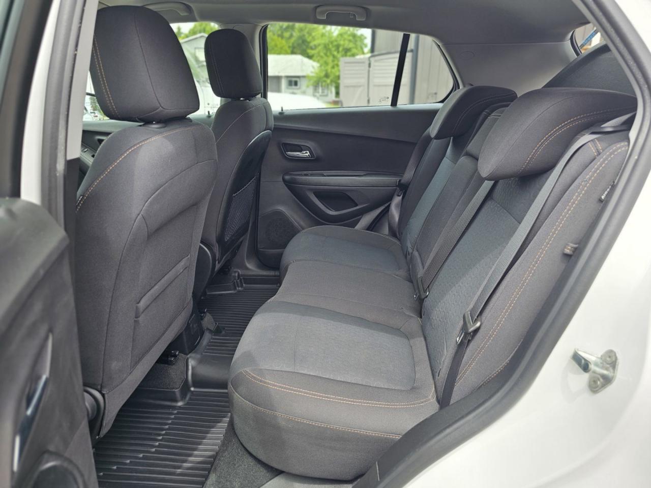 2019 Chevrolet Trax LS FWD , Set of Snow Tires - Photo #17