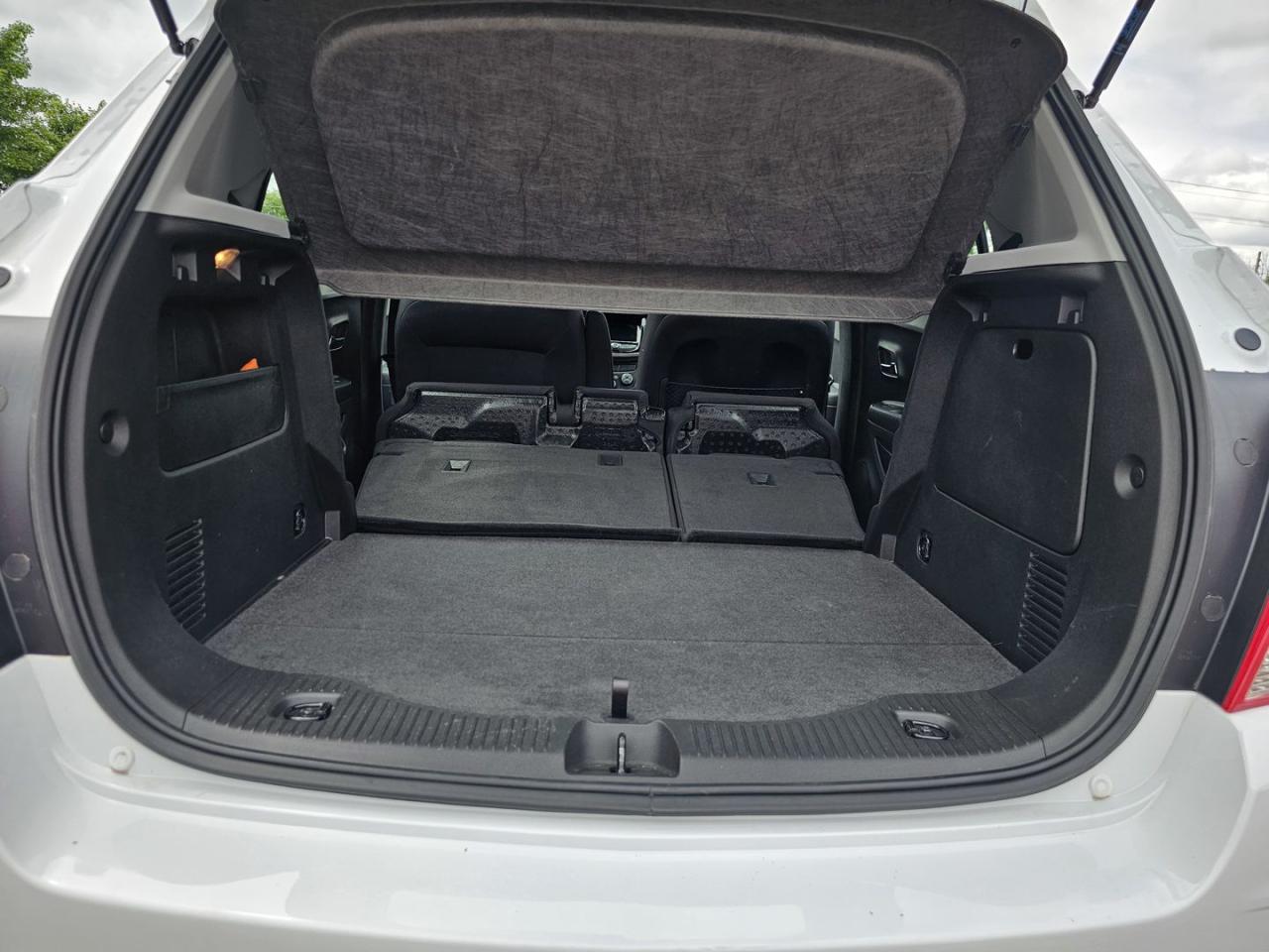 2019 Chevrolet Trax LS FWD , Set of Snow Tires - Photo #20
