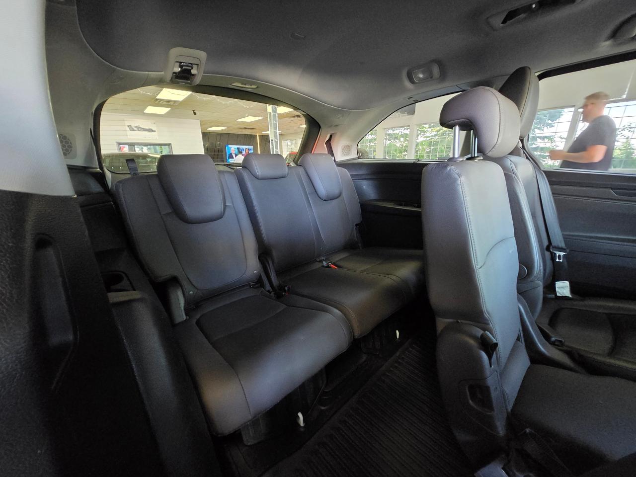 2019 Honda Odyssey Touring | ALL CREDIT ACCEPTED!! - Photo #21