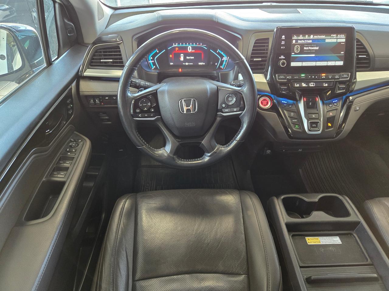 2019 Honda Odyssey Touring | ALL CREDIT ACCEPTED!! - Photo #12